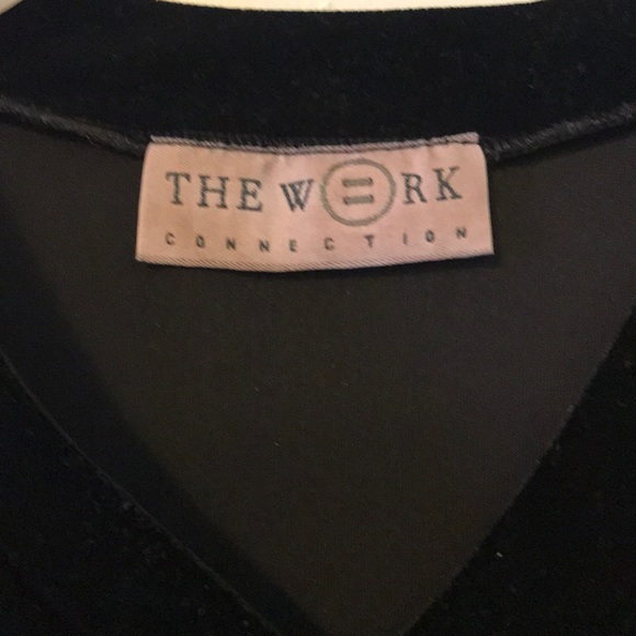 Velvet tunic style top -gorgeous feel - Picture 3 of 4